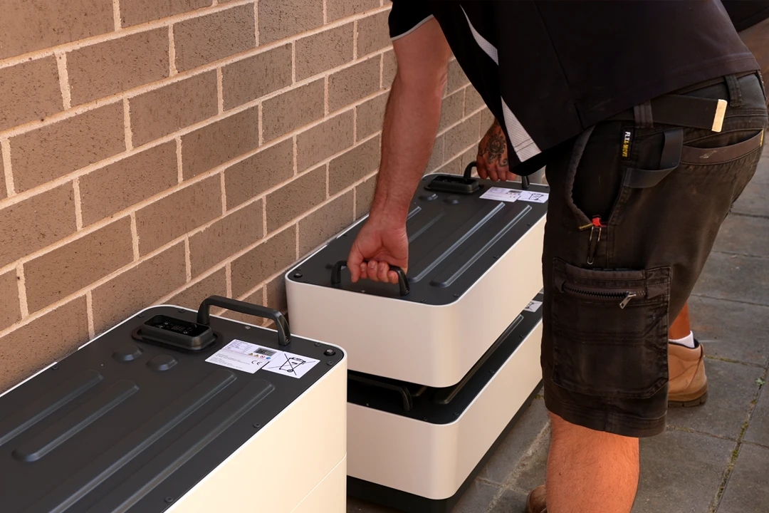 sungrow-battery-installation-stacking
